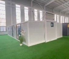 Rumah Kontainer yang Dapat Diperluas 40 kaki dengan Konsumsi Daya 12kw, Luas Lantai 72m2, dan Rangka Baja Galvanis