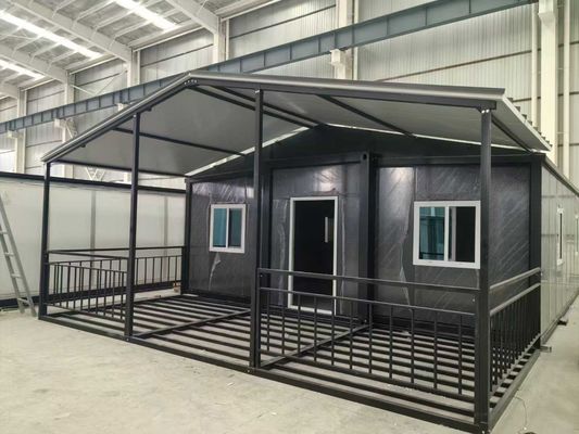 Rumah Kontainer 30FT yang dapat diperluas dengan jendela geser paduan aluminium dan isolasi busa poliuretan 3.75 Ton Berat bersih